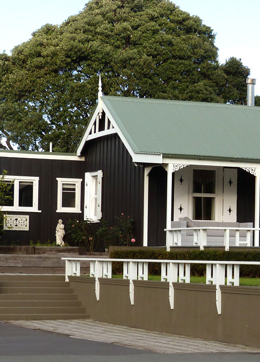 Adams Cottage, Mount Maunganui